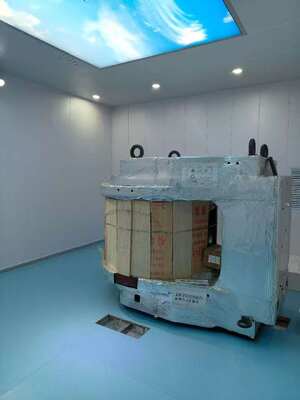 Un buon prezzo. 50Hz Nominal Center Frequency RF Shielding Room con attenuazione di 100dB e dimensione della stanza personalizzabile per la risonanza magnetica in gabbia di Faraday in linea