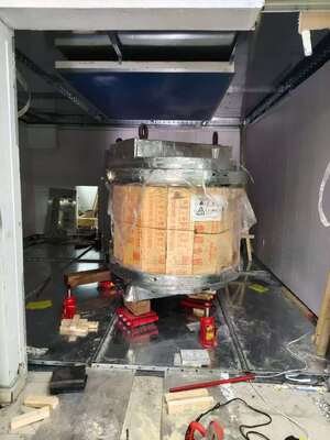 Un buon prezzo. Gabbia di Faraday a chiusura magnetica con efficienza di schermatura di 100 dB e progettazione resistente alla corrosione per la protezione da risonanza magnetica in linea